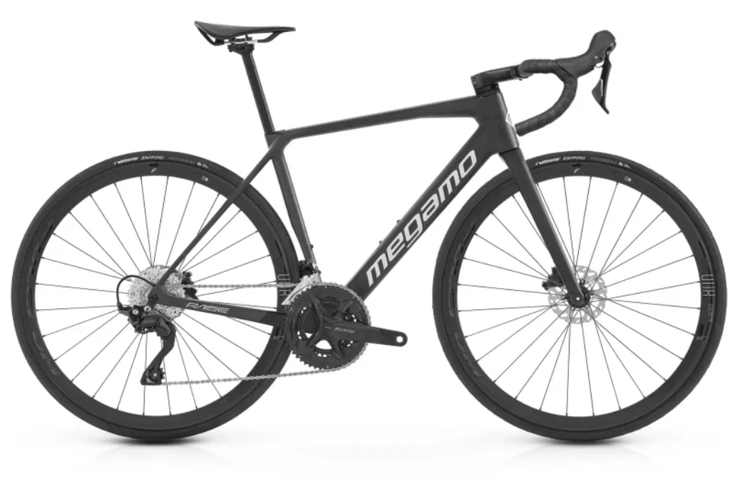 Alquiler Bicis Carretera de Carbono en Barcelona - Carretera / Bianchi Infinito XE -CaranvaSports - temporada 2026